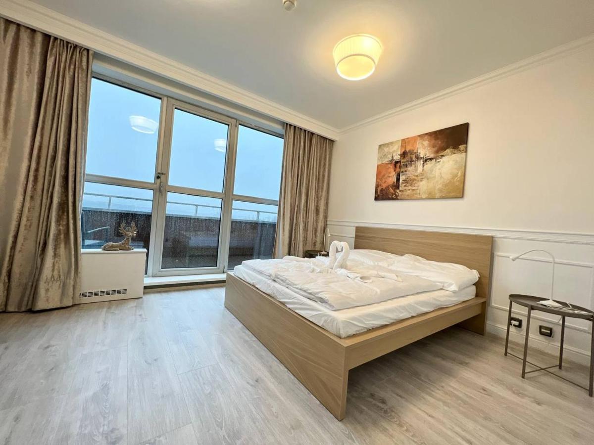 Balu Praag